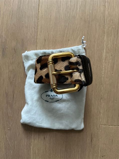 prada fw17 leopard fur belt